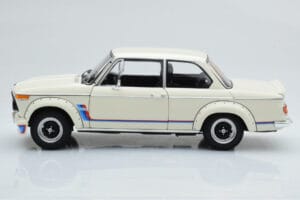 BMW 2002 Turbo Weiß Kyosho 1:18 08544W Druckguss — Bild 5 von 8