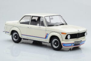 BMW 2002 Turbo Weiß Kyosho 1:18 08544W Druckguss — Bild 6 von 8