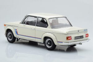 BMW 2002 Turbo Weiß Kyosho 1:18 08544W Druckguss — Bild 7 von 8