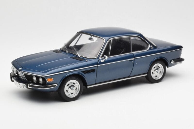BMW 3.0 CSi E9 Blau Metallic AUTOart 1:18 70672 Druckguss