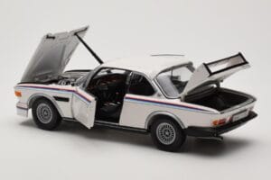 BMW 3.0 CSL E9 Weiß Heritage Edition Minichamps 1:18 80432411550 Druckguss — Bild 5 von 8