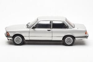 BMW 323i E21 Aspen Silber AUTOart 1:18 80430433552 Druckguss — Bild 4 von 8