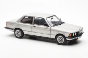 BMW 323i E21 Aspen Silber AUTOart 1:18 80430433552 Druckguss — Bild 6 von 8