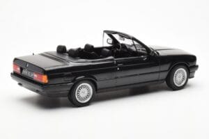 BMW 325i E30 Cabriolet Schwarz Metallic Norev 1:18 183211 Druckguss — Bild 2 von 6