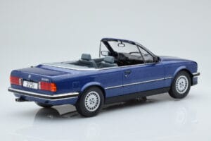 BMW 325i E30 Cabriolet Blau MCG 1:18 MCG18381 Druckguss — Bild 2 von 5