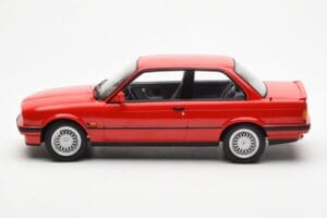 BMW 325i E30 Rot Norev 1:18 183202 Druckguss — Bild 3 von 6