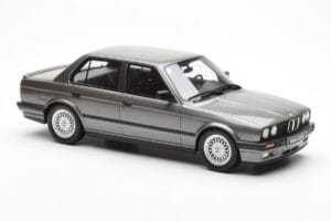 BMW 325i E30 Limousine Dolphin Grau Otto 1:18 OT819 Resin — Bild 4 von 6