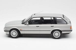 BMW 325i E30 Touring Silber Norev 1:18 183216 Druckguss — Bild 3 von 6