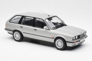 BMW 325i E30 Touring Silber Norev 1:18 183216 Druckguss — Bild 4 von 6