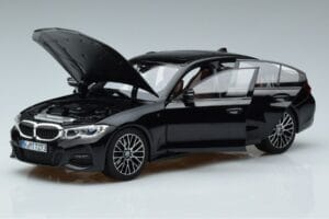 BMW 330i G20 Schwarz Metallic Norev 1:18 183277 Druckguss — Bild 2 von 7
