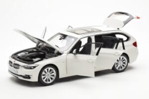 BMW 335i F31 Touring Alpine Weiß Paragon 1:18 80432244242 Druckguss — Bild 2 von 8