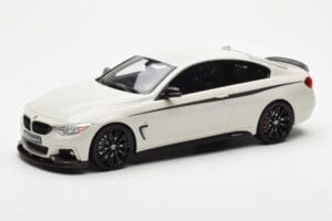 BMW 435i F32 M Performance Package Weiß GT Spirit 1:18 GT710 Resin