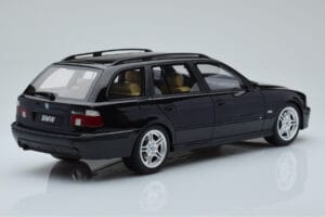 BMW 540 E39 Touring M Package Schwarz Otto 1:18 OT1013 Resin — Bild 2 von 6