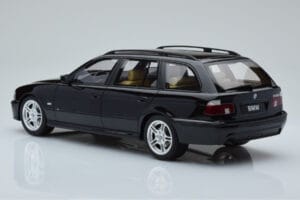 BMW 540 E39 Touring M Package Schwarz Otto 1:18 OT1013 Resin — Bild 5 von 6