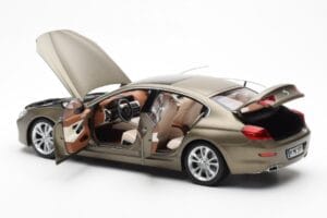 BMW 650i F06 Gran Coupe Frozen Bronze Metallic Paragon 1:18 80432218742 Druckguss — Bild 5 von 8