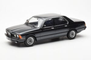 BMW 733i E23 Schwarz Metallic KK-Scale 1:18 KKDC180101 Druckguss