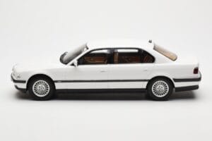 BMW 750iL E38 Asia Exclusive Weiß Otto 1:18 OT836 Resin — Bild 3 von 6