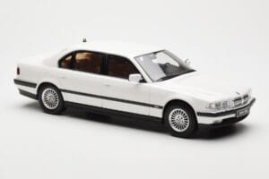 BMW 750iL E38 Asia Exclusive Weiß Otto 1:18 OT836 Resin — Bild 4 von 6