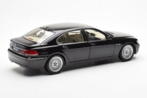 BMW 760Li E66 Schwarz Kyosho 1:18 08572BK Druckguss — Bild 3 von 9