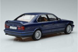 BMW Alpina B10 4.6 E34 Blau MCG 1:18 MCG18230 Druckguss — Bild 2 von 6