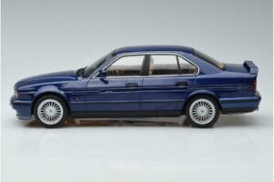 BMW Alpina B10 4.6 E34 Blau MCG 1:18 MCG18230 Druckguss — Bild 3 von 6