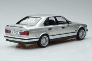 BMW Alpina B10 4.6 E34 Silber MCG 1:18 MCG18231 Druckguss — Bild 2 von 5