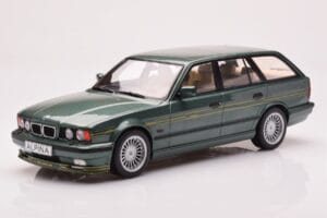 BMW Alpina B10 E34 Touring Dunkelgrün MCG 1:18 MCG18331 Druckguss