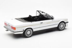 BMW Alpina C2 2.7 E30 Cabriolet Weiß MCG 1:18 MCG18383 Druckguss — Bild 2 von 6