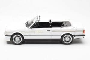 BMW Alpina C2 2.7 E30 Cabriolet Weiß MCG 1:18 MCG18383 Druckguss — Bild 3 von 6