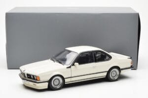 BMW M635 CSi E24 Weiß Dealer Edition AUTOart 1:18 80430145829 Druckguss — Bild 8 von 8
