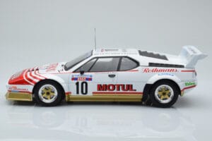 BMW M1 Motul #10 B. Darniche / A. Mahe Rally Tour de Corse 1982 IXO 1:18 18RMC114 Druckguss — Bild 3 von 6