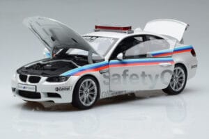 BMW M3 E92 MotoGP Safety Car 2008 Kyosho 1:18 08736GP Druckguss — Bild 2 von 7