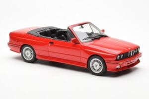 BMW M3 E30 Cabriolet Rot Otto 1:18 OT077 Resin — Bild 4 von 6