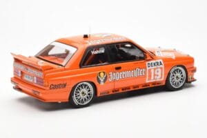 BMW M3 E30 #19 A. Hahne Jägermeister DTM 1992 AUTOart 1:18 89248 Druckguss — Bild 3 von 8