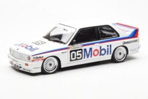 BMW M3 E30 #5 P. Brock Mobil ATCC 1988 AUTOart 1:18 88845 Druckguss