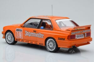 BMW M3 E30 Jagermeister #19 A. Hahne DTM Nurburgring 1992 IXO 1:18 18RMC082A Druckguss — Bild 5 von 6