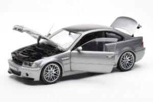 BMW M3 E46 CSL Grau Kyosho 1:18 80430302734 Druckguss — Bild 2 von 8