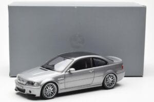 BMW M3 E46 CSL Grau Kyosho 1:18 80430302734 Druckguss — Bild 8 von 8