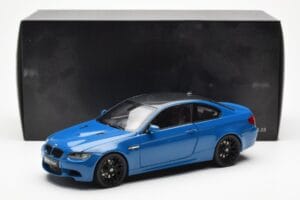 BMW M3 E92 Laguna Seca Blue Kyosho 1:18 08734LBL Druckguss — Bild 8 von 8