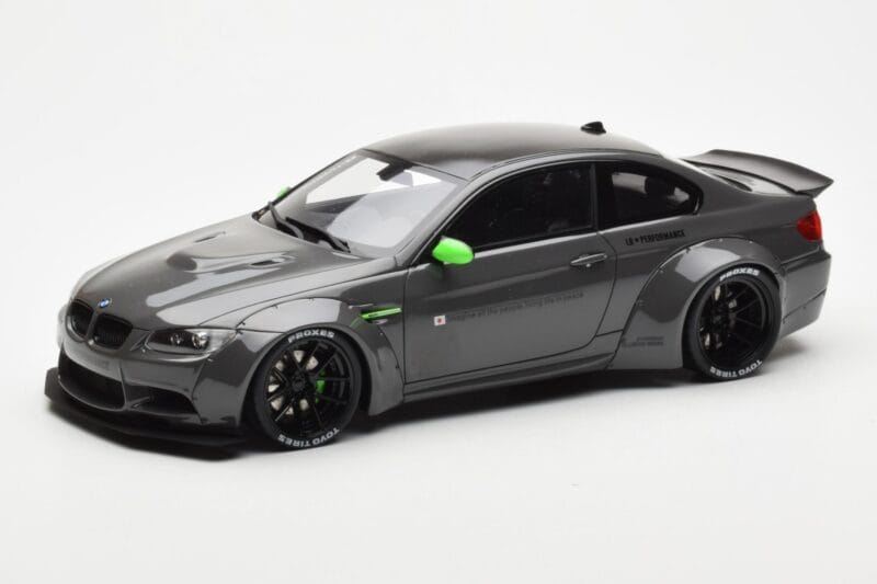 BMW M3 E92 LBWK Liberty Walk Grau GT Spirit 1:18 GT127 Resin