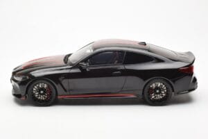 BMW M4 G82 CSL Sapphire Schwarz GT Spirit 1:18 GT904 Resin — Bild 3 von 6