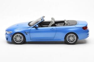 BMW M4 F83 Cabriolet Yas Marina Blau Paragon 1:18 80432339612 Druckguss — Bild 4 von 8