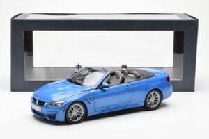 BMW M4 F83 Cabriolet Yas Marina Blau Paragon 1:18 80432339612 Druckguss — Bild 8 von 8