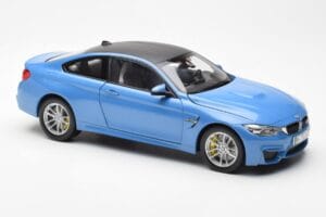 BMW M4 F82 Yas Marina Blau Paragon 1:18 PA-97102 Druckguss — Bild 6 von 8