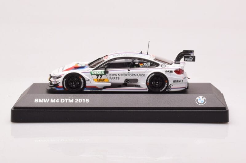 BMW M4 F82 #77 M. Tomczyk BMW M Performance Parts DTM 2015 Minichamps 1:43 80422405594 Druckguss