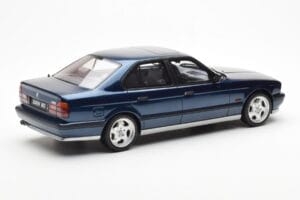 BMW M5 E34 Blau Metallic Otto 1:18 OT576 Resin — Bild 2 von 6