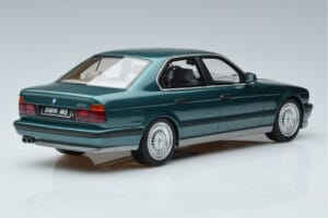 BMW M5 E34 Cecotto Edition Grün Otto 1:18 OT968 Resin — Bild 2 von 6