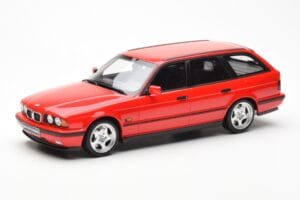 BMW M5 E34 Touring Rot Otto 1:18 OT951 Resin