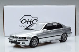 BMW M5 E39 Silber Otto 1:18 OT747B Resin — Bild 7 von 7