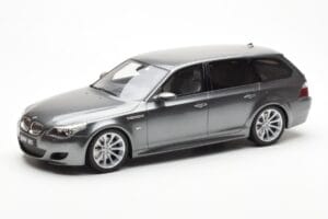 BMW M5 E61 Touring Grau Otto 1:18 OT189 Resin